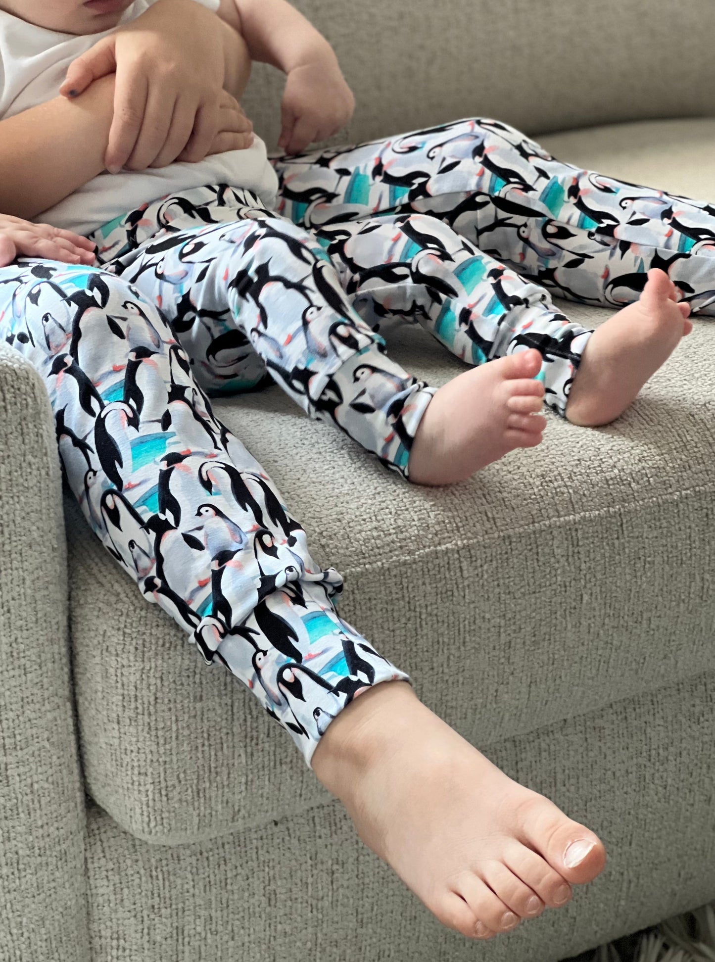 Partying Penguins Leggings