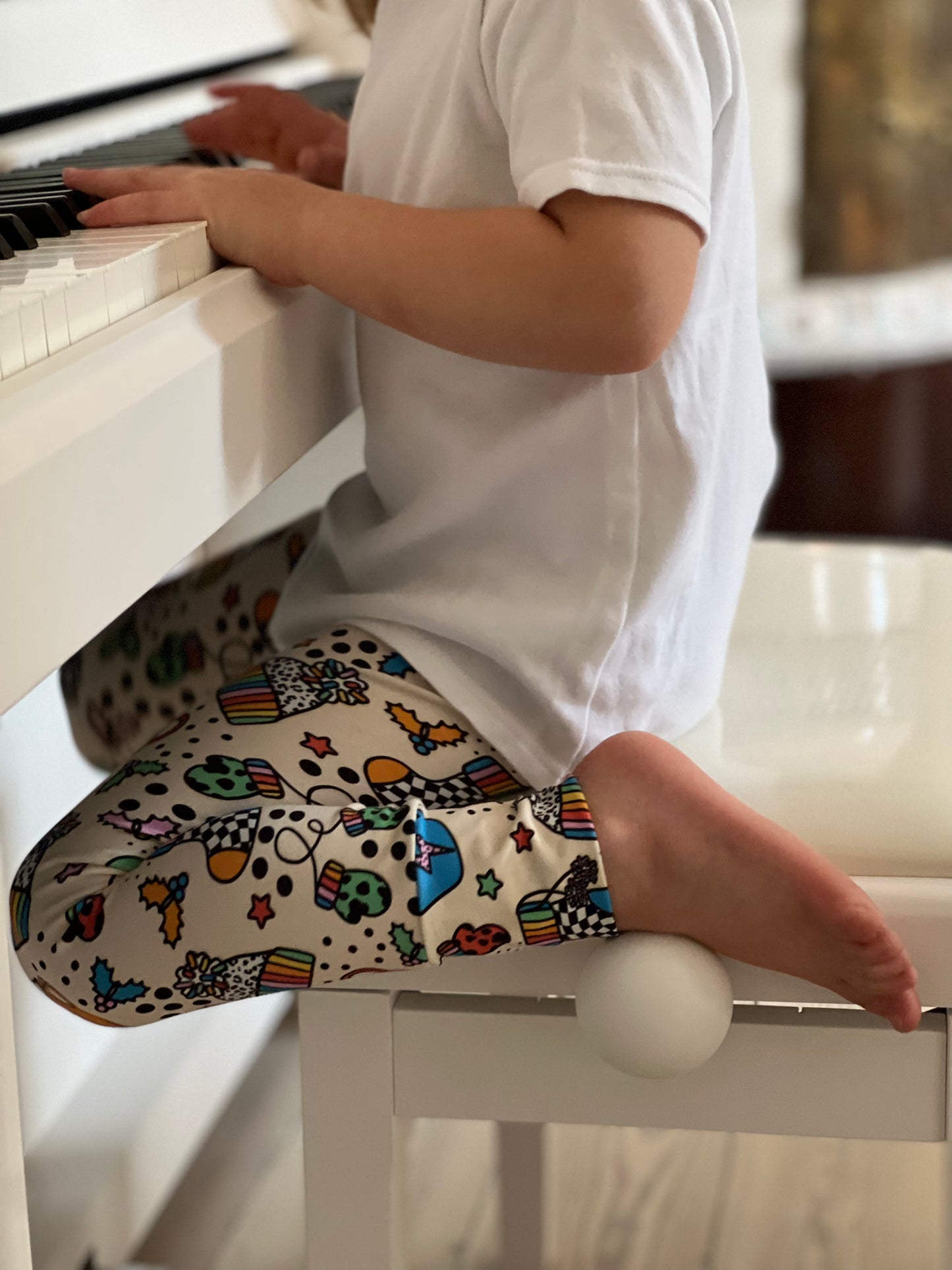 Winter Fun Retro Leggings