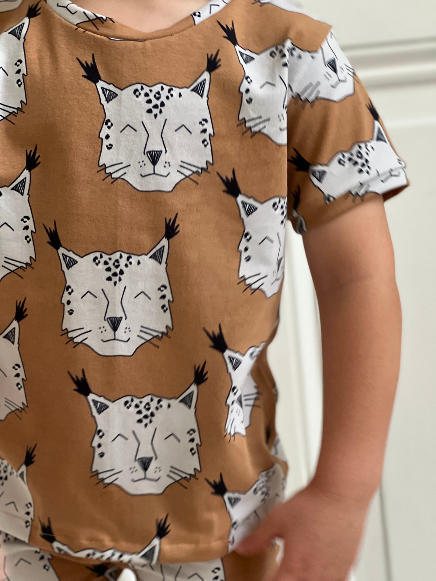 Organic Laughing Lynx Tops